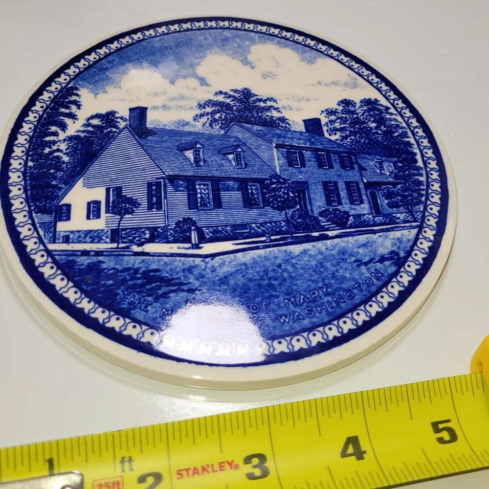 Staffordshire Ware Plate Historic Williamsburg Virginia William & Mary College